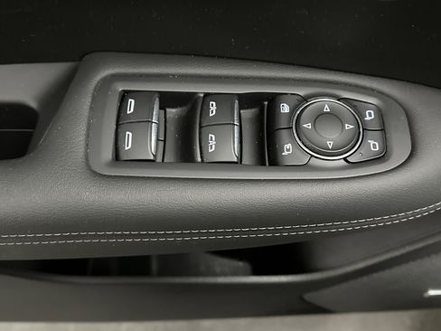 Used 2023 Cadillac XT6 Sport image 22