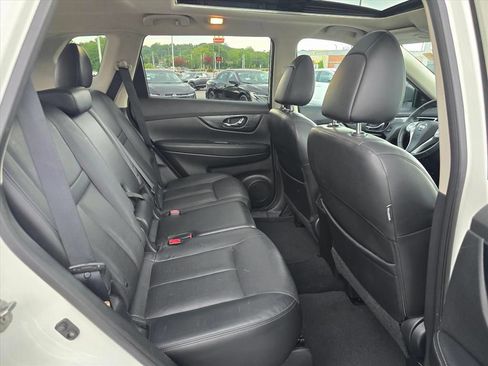 Used 2015 Nissan Rogue SL w/ SL Premium Package AWD/4WD image 14