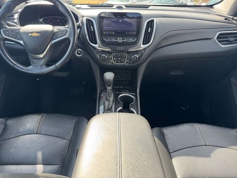 Used 2022 Chevrolet Equinox Premier AWD/4WD image 9