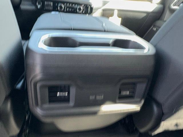 Used 2024 Chevrolet Silverado 1500 LT Trail Boss w/ Convenience Package II AWD/4WD image 9