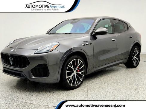 Used 2023 Maserati Grecale Modena AWD/4WD image 1