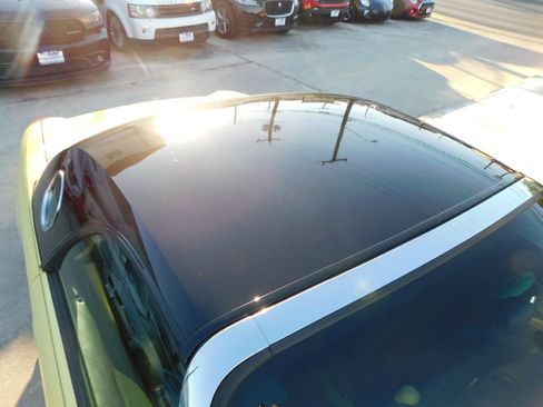 Used 2002 Ford Thunderbird image 10