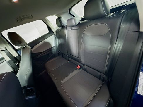 Used 2024 Volkswagen Taos SE image 25