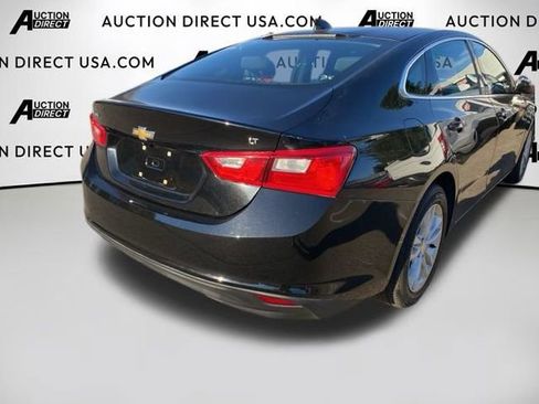 Used 2018 Chevrolet Malibu LT image 12