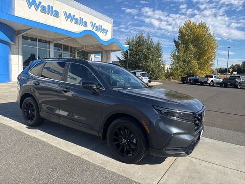 Certified 2025 Honda CR-V Sport image 2