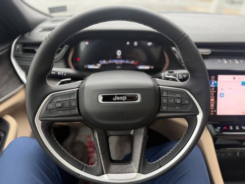 New 2026 Jeep Grand Cherokee L Limited image 18