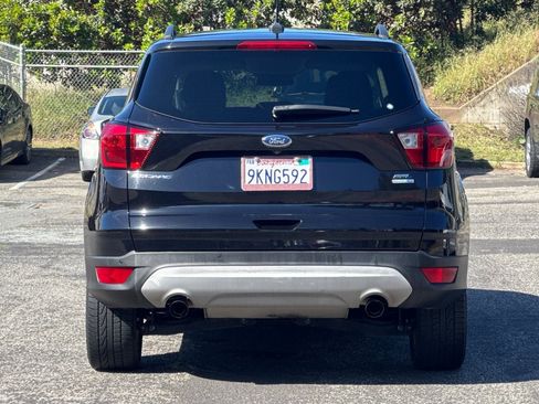 Used 2019 Ford Escape SEL AWD/4WD image 6