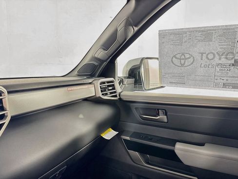 New 2026 Toyota Tundra Limited AWD/4WD image 33