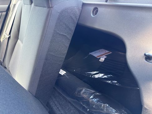 New 2025 Nissan Sentra SV image 33