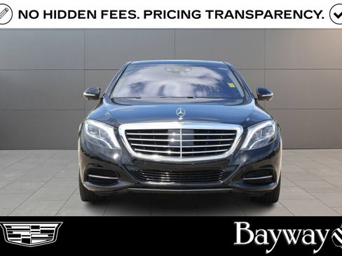 Used 2017 Mercedes-Benz S 550 Sedan image 2