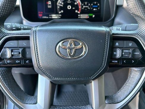 Used 2024 Toyota Tundra Limited AWD/4WD image 15