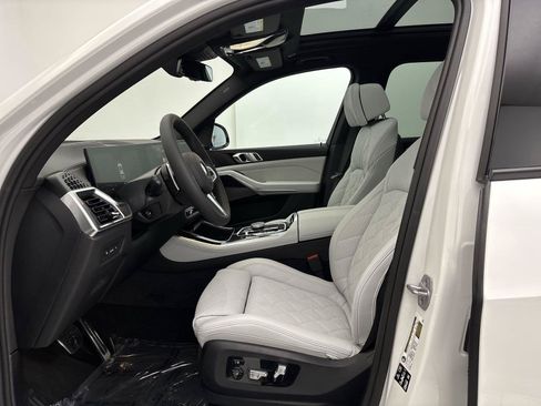 New 2026 BMW X5 xDrive40i AWD/4WD image 25