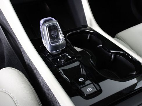 New 2026 Volvo XC40 B5 Plus w/ Climate Package image 7