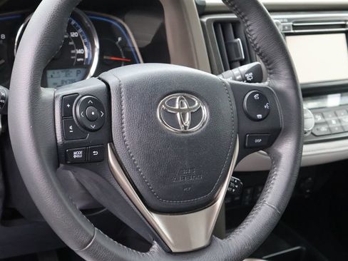 Used 2013 Toyota RAV4 Limited FWD image 18