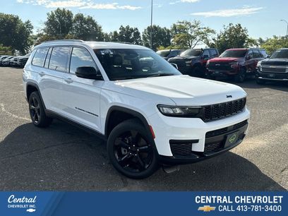 Used 2023 Jeep Grand Cherokee L Laredo