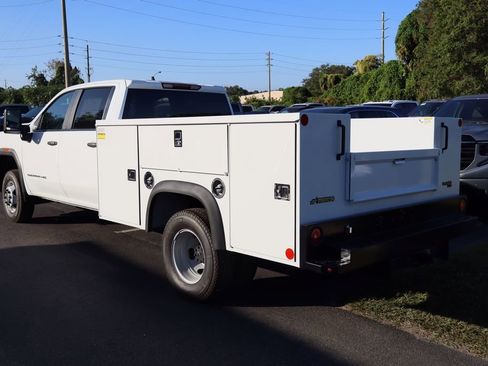 New 2025 GMC Sierra 3500 Pro w/ Convenience Package AWD/4WD image 5