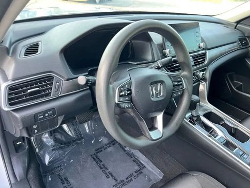 Used 2018 Honda Accord LX image 26