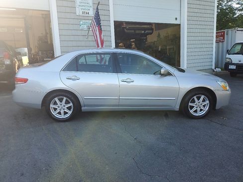 Used 2003 Honda Accord EX image 8