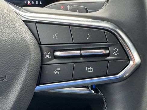 New 2026 Chevrolet Equinox LT w/ Convenience Package II FWD image 16