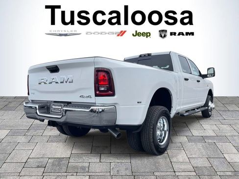 New 2026 RAM 3500 Tradesman AWD/4WD image 7