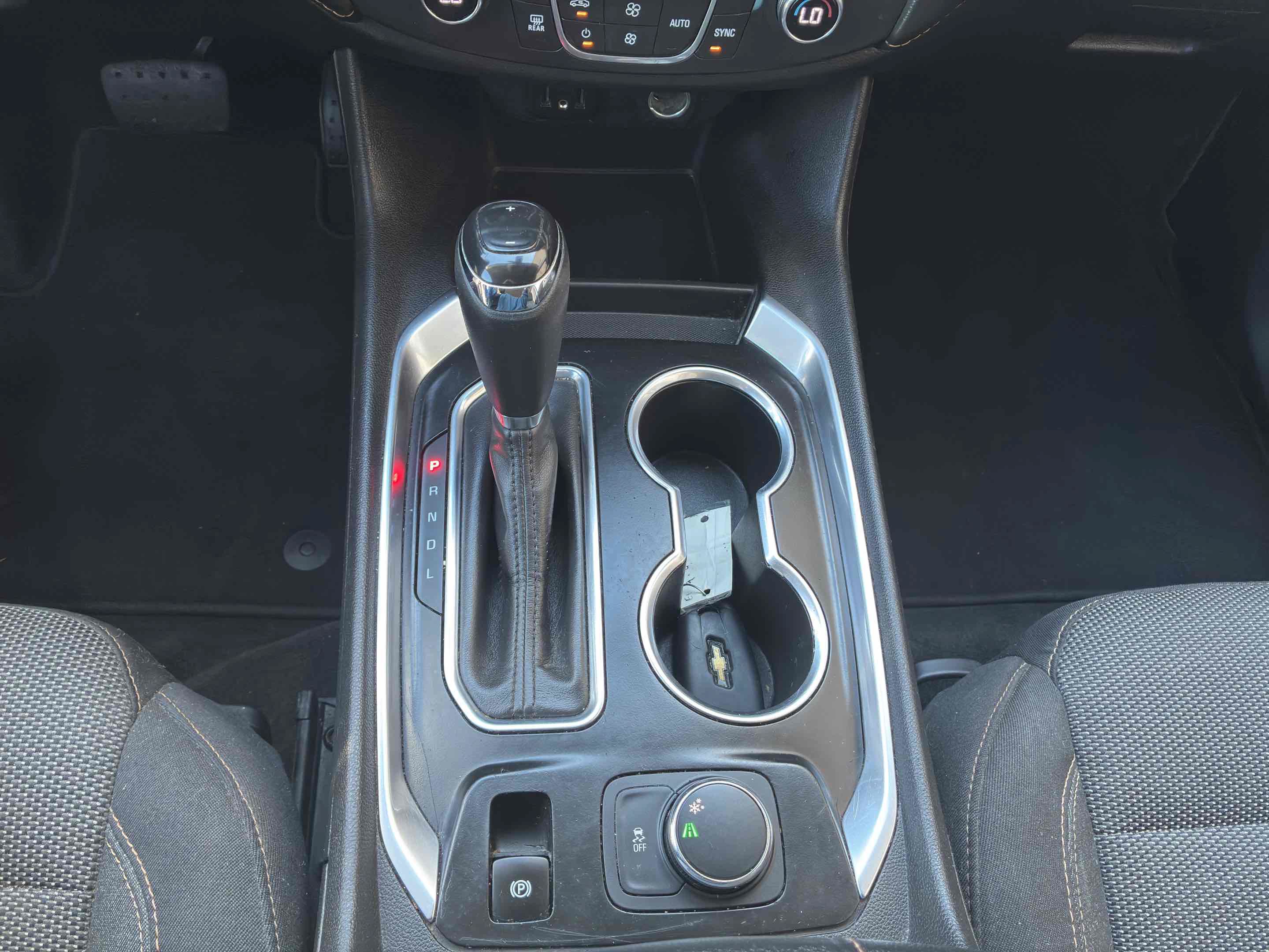 Used 2020 Chevrolet Traverse LS FWD image 25