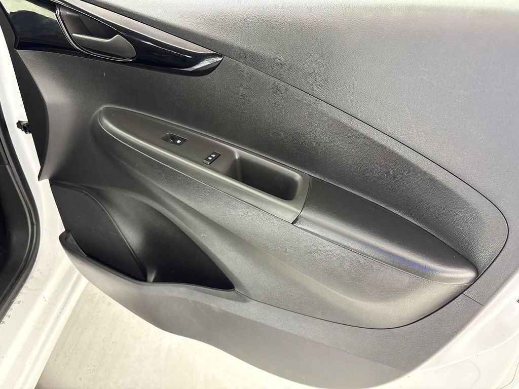 Certified 2021 Chevrolet Spark LT FWD image 39