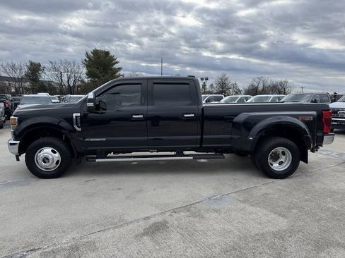 Used 2020 Ford F350 XLT w/ XLT Premium Package image 12