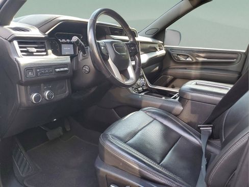 Used 2021 GMC Yukon Denali RWD image 16