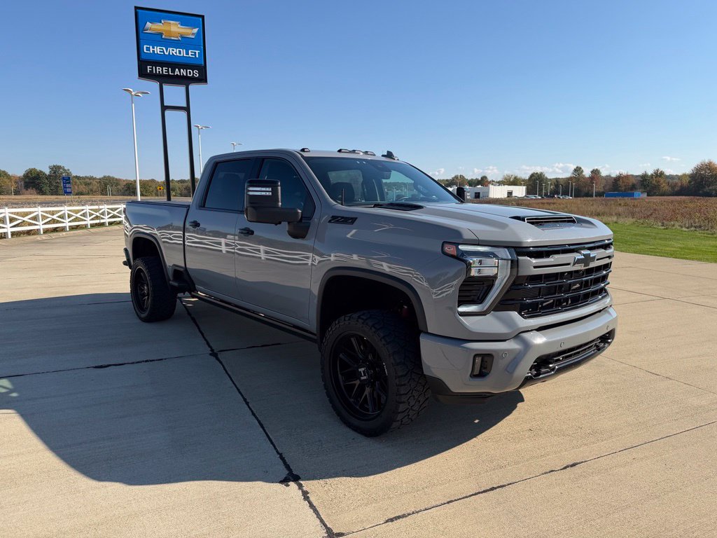 Used 2024 Chevrolet Silverado 3500 LTZ w/ LTZ Plus Package AWD/4WD image 8