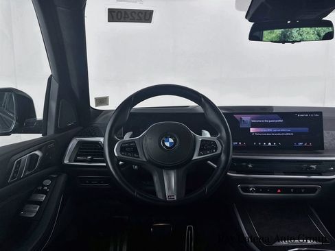Used 2024 BMW X7 xDrive40i w/ M Sport Package AWD/4WD image 24