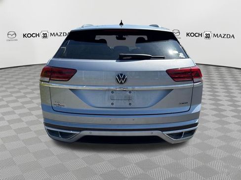 Used 2022 Volkswagen Atlas Cross Sport SEL R-Line AWD/4WD image 7