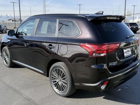 Used 2022 Mitsubishi Outlander LE image 8