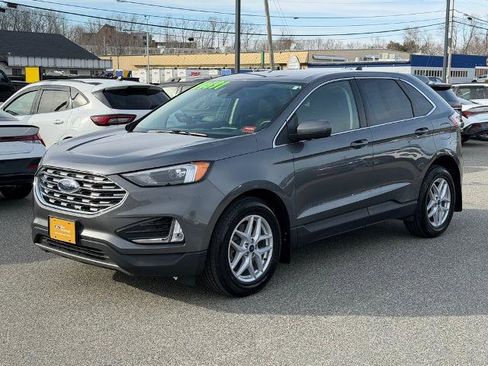 Certified 2022 Ford Edge SEL w/ Convenience Package image 3