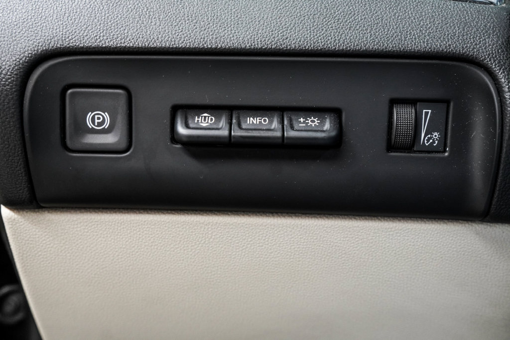 Used 2023 Buick Enclave Avenir w/ Avenir Technology Package AWD/4WD image 45