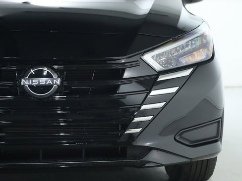 Certified 2025 Nissan Versa S w/ Trunk Package image 8