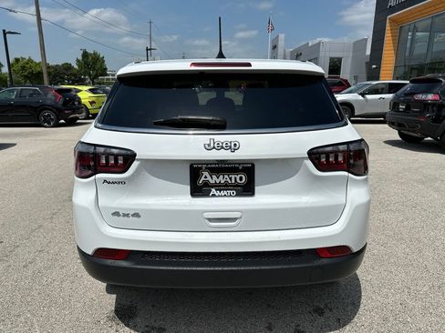 Used 2023 Jeep Compass Sport AWD/4WD image 8