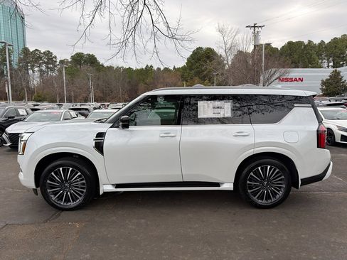 New 2026 Nissan Armada Platinum Reserve w/ Accent Package image 4