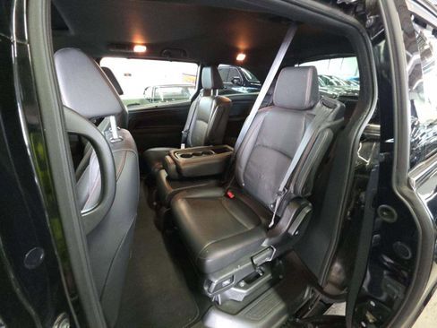 Used 2023 Honda Odyssey Sport image 9