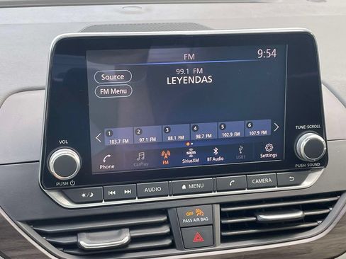 Used 2025 Nissan Altima 2.5 SV FWD image 25