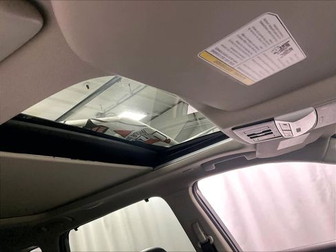 Certified 2023 Nissan Rogue SV w/ SV Premium B Package image 22