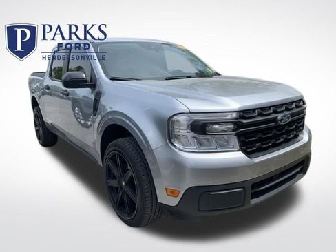 Used 2022 Ford Maverick XL image 1