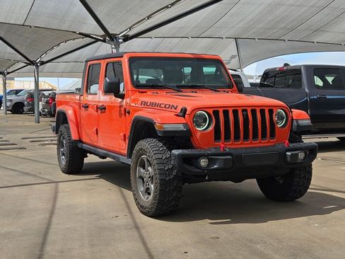 Used 2023 Jeep Gladiator Rubicon w/ LED Lighting Group AWD/4WD image 3