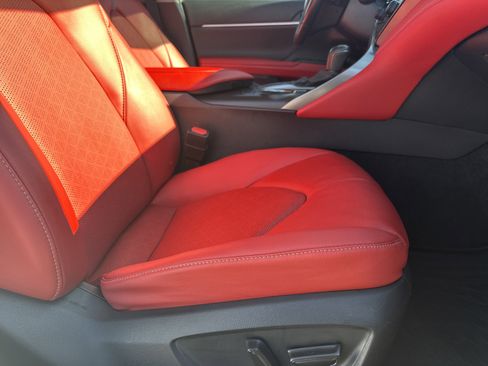 Used 2022 Toyota Camry XSE image 14