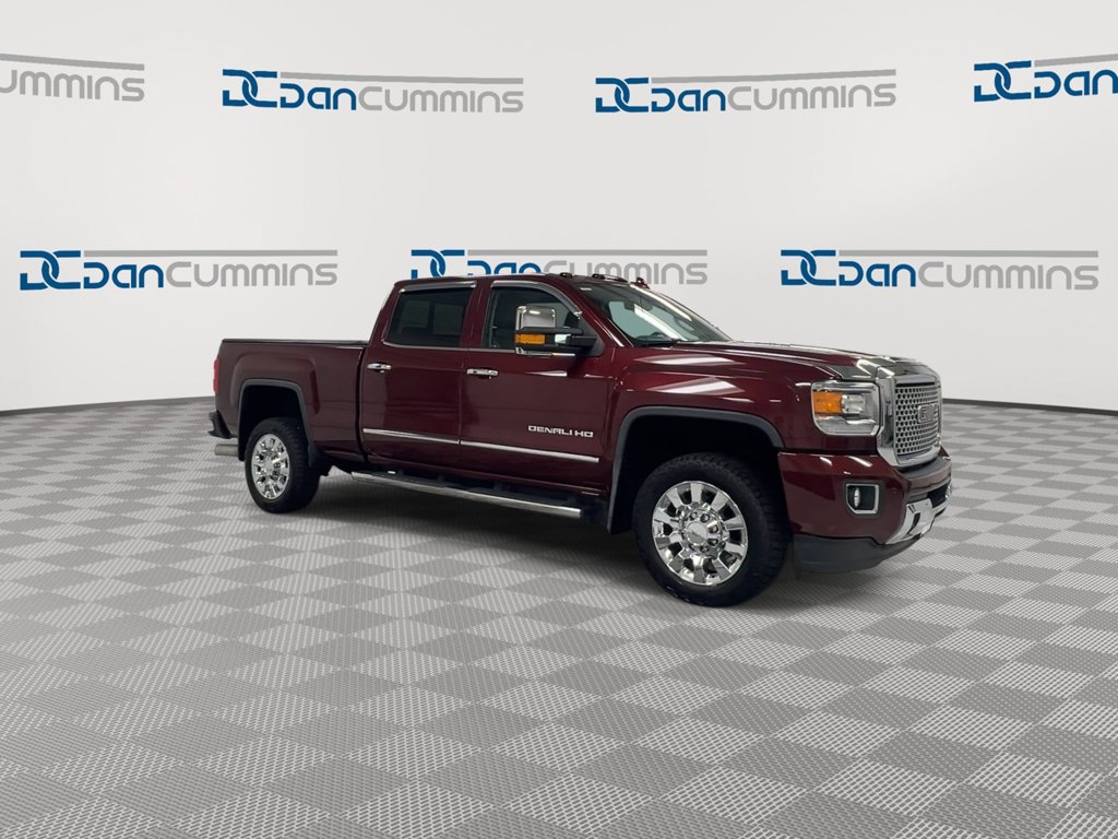 Used 2016 GMC Sierra 2500 Denali w/ Duramax Plus Package AWD/4WD image 2