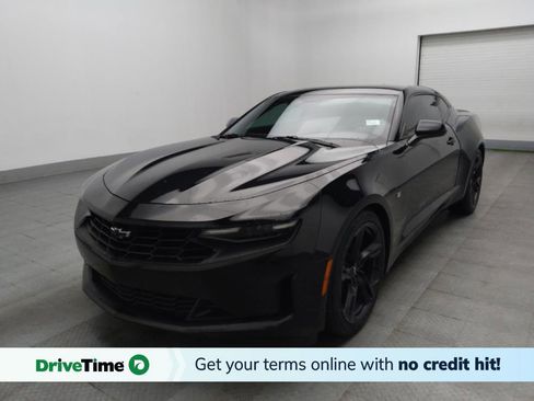 Used 2022 Chevrolet Camaro LT RWD image 1