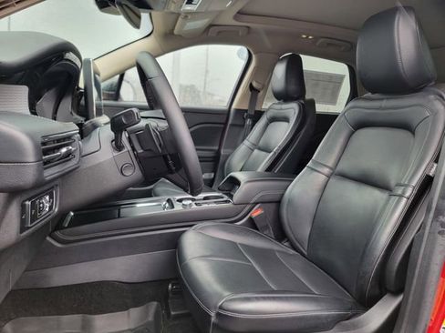 Certified 2023 Lincoln Corsair Standard w/ Equipment Group 101A image 20