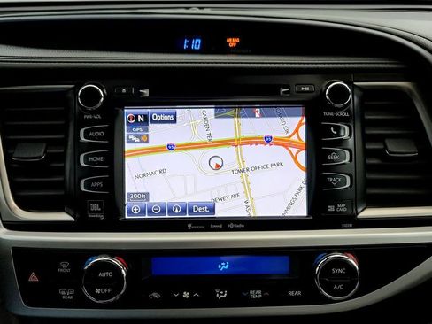 Used 2019 Toyota Highlander Limited AWD/4WD image 34