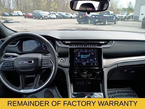 Used 2023 Jeep Grand Cherokee L Laredo AWD/4WD image 11