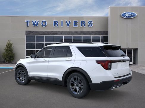 New 2026 Ford Explorer Active w/ Active Comfort Package AWD/4WD image 4