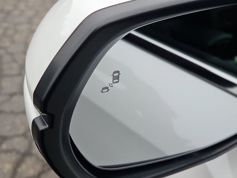 Certified 2022 Honda CR-V Touring image 19